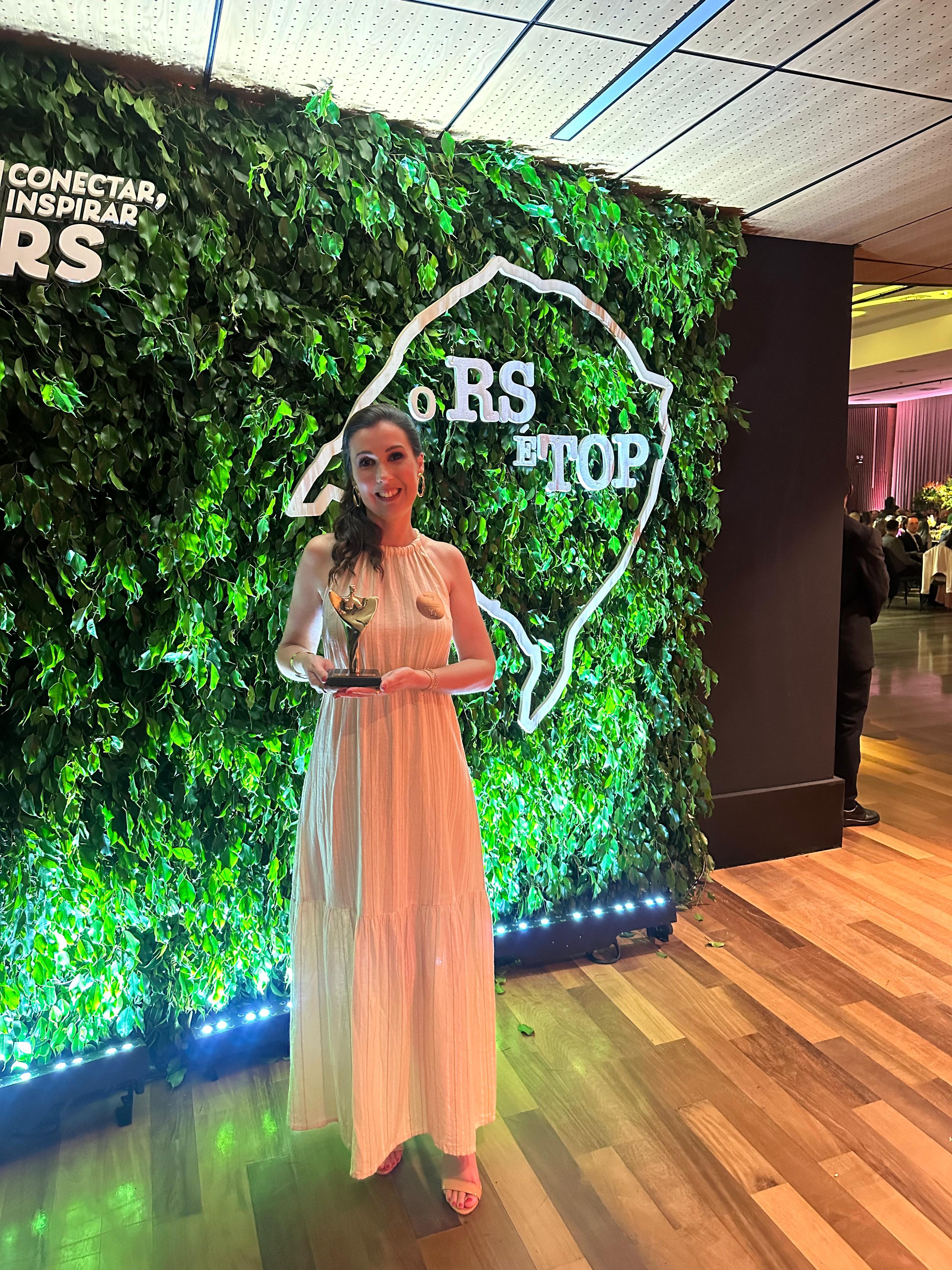 Atitus Educação recebe o prêmio Top Ser Humano da ABRH-RS (1).jpeg