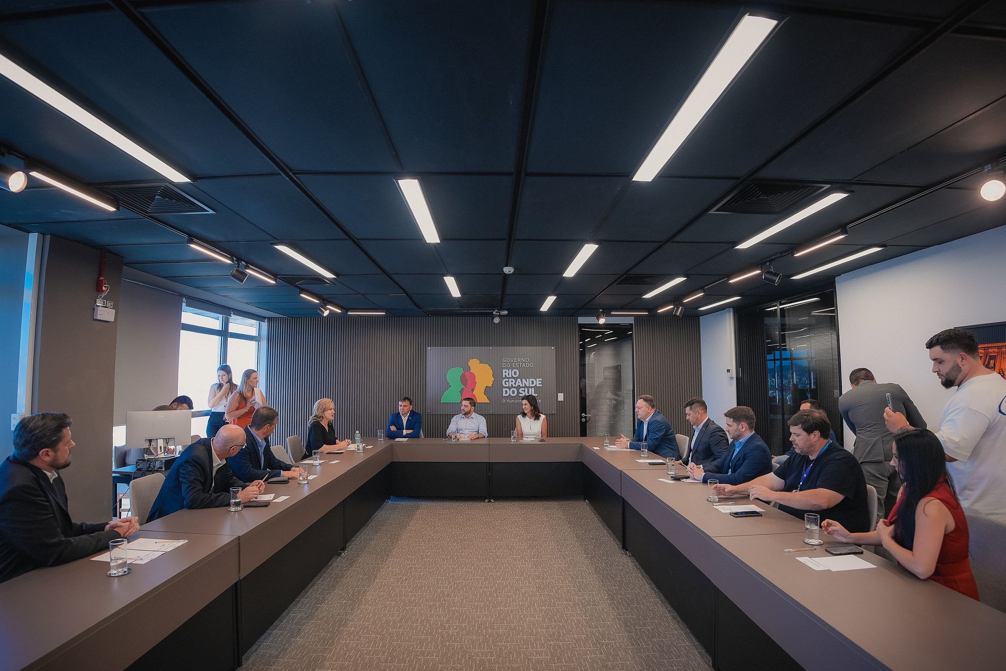 Encontro com vice-governador (4).jpg