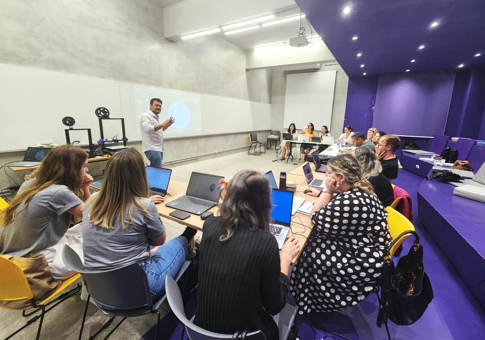 Escola Politécnica promove formação docente sobre modelagem e impressão 3D (2).jpeg