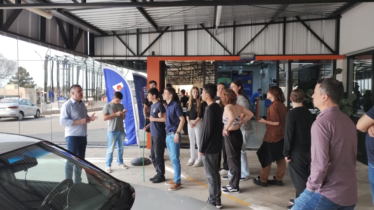 Projeto da Atitus leva estudantes do Ensino Médio para as indústrias de Passo Fundo.jpeg